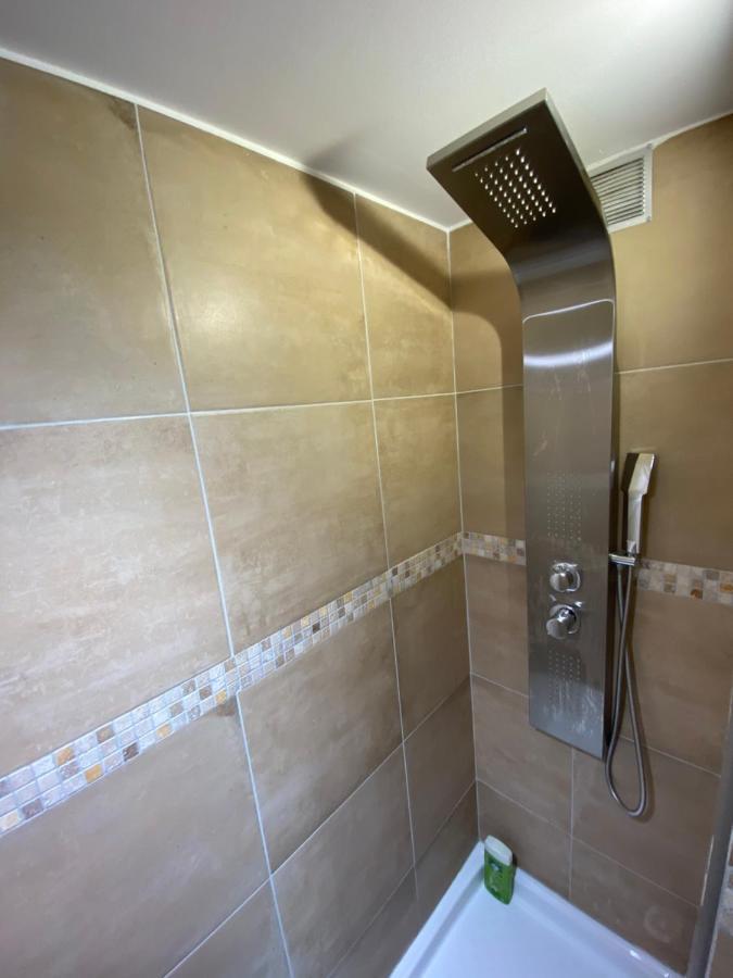 Studio Gare Part Dieu Лион Экстерьер фото